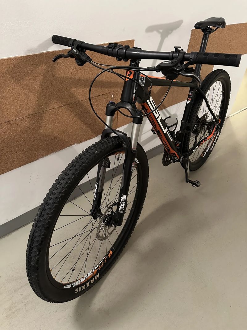 Superior XP919 (29”), výbava SLX/XL