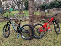 2 x Giant Reign 2 (S a M)