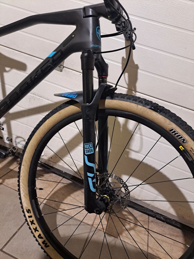 Mondraker Podium Carbon black