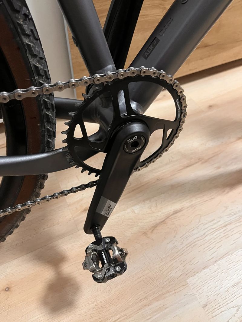 Trek Checkpoint ALR 4