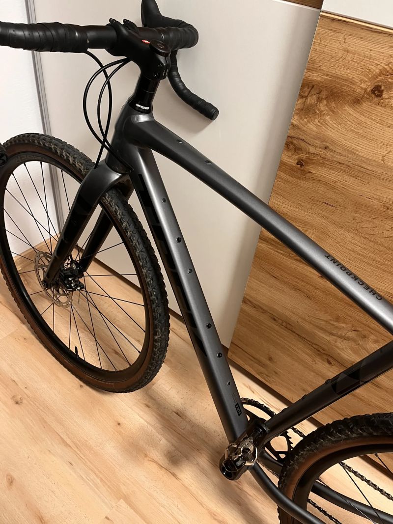 Trek Checkpoint ALR 4