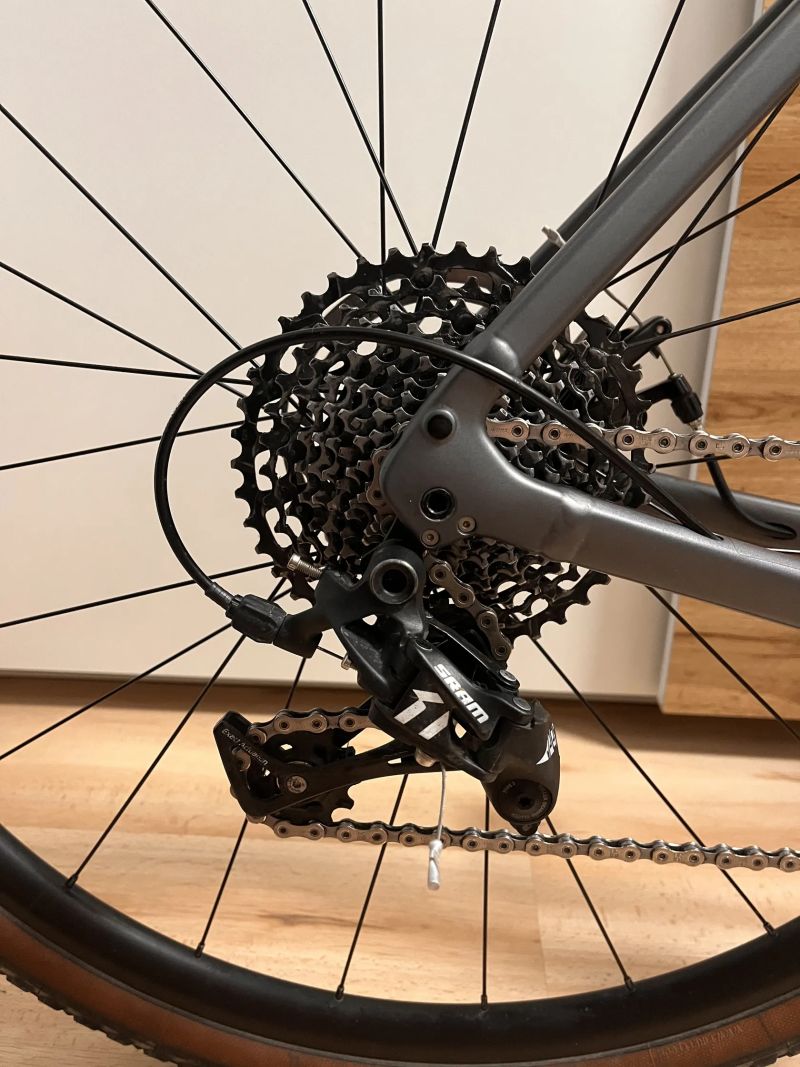 Trek Checkpoint ALR 4