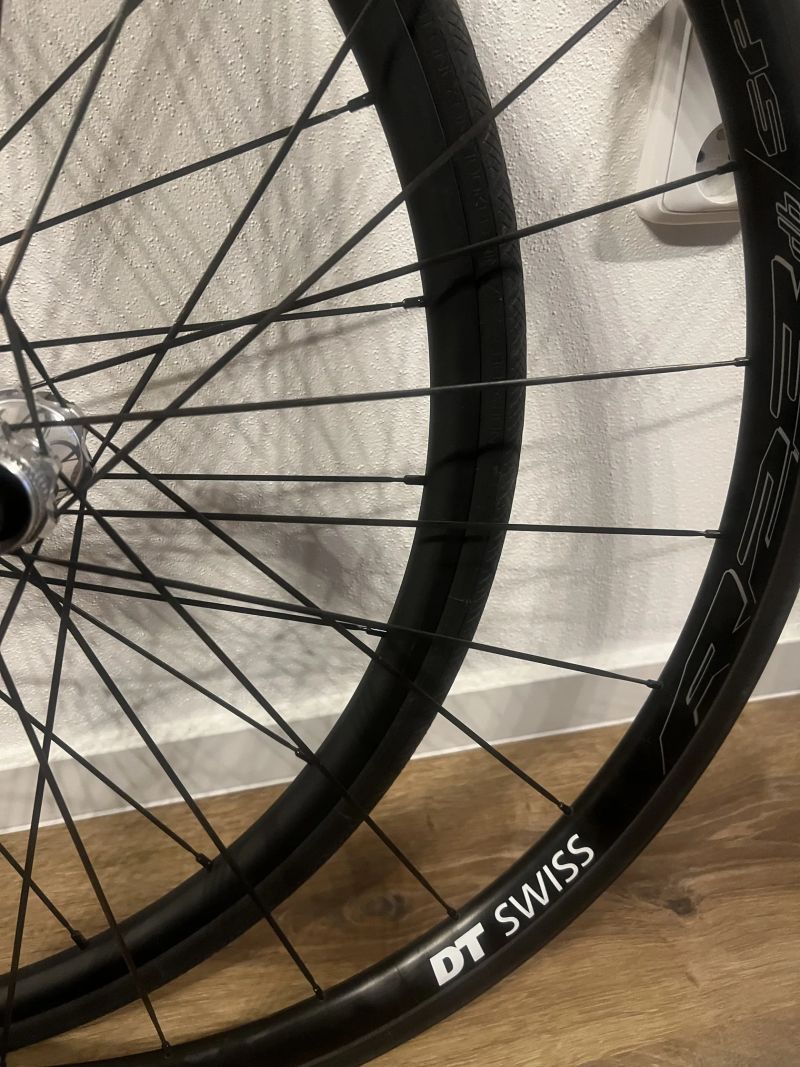 Canyon Ultimate CF SL s Shimano 105 Di