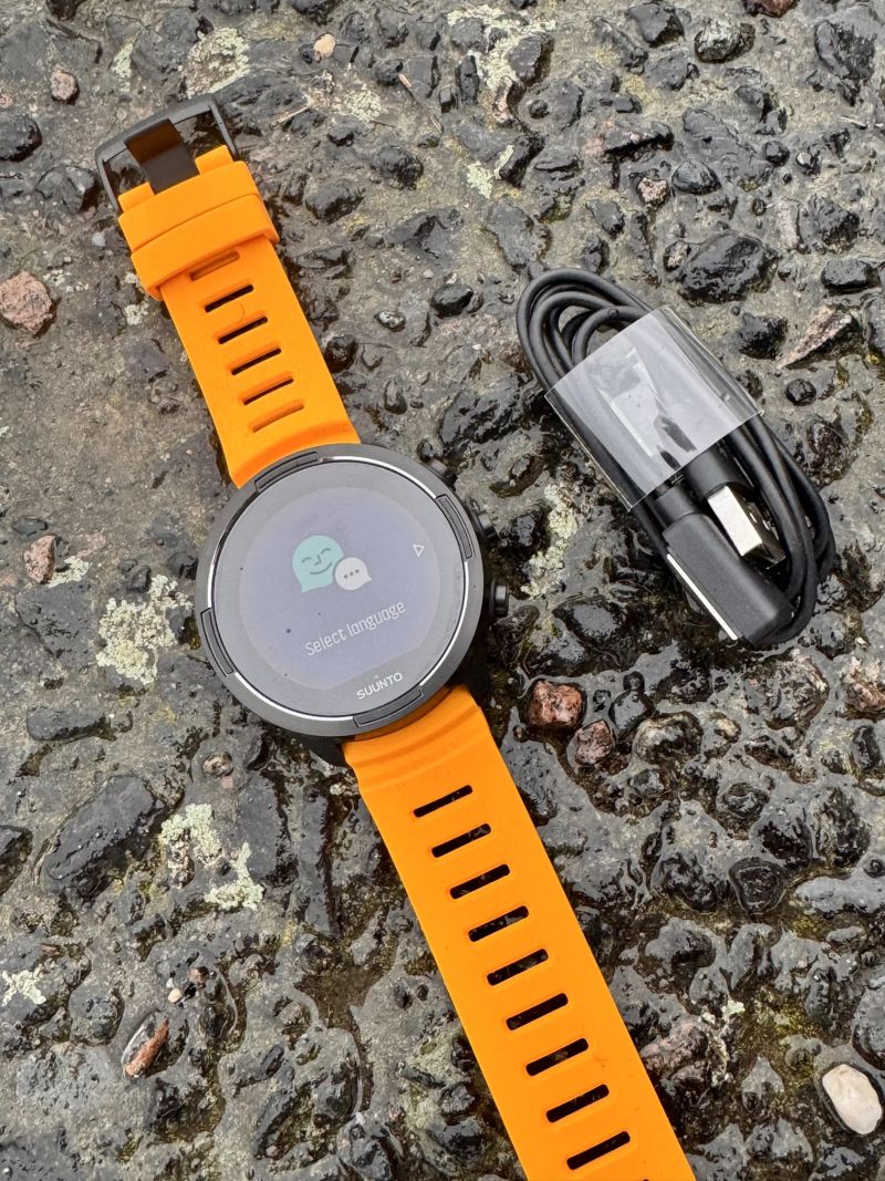 Suunto 9 Baro Black/Orange, nové 