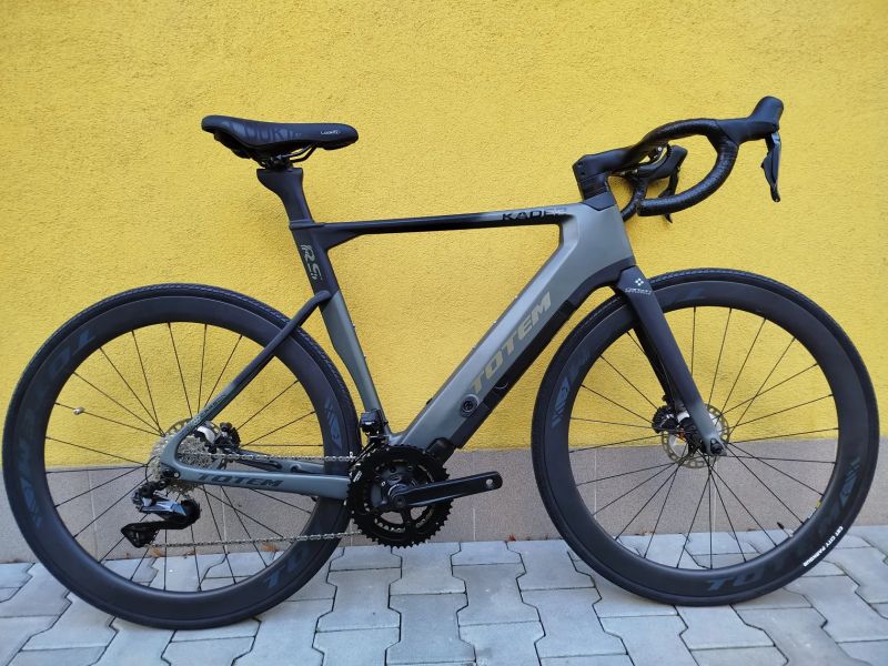 Totem CADEB RS TOP výbava 