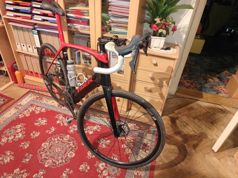 Silniční elektrokol Trek Domane+ LT