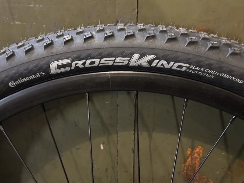 zapletená kola Jalco boost 29 váha 1770g