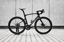 Pinarello X, Shimano Dura-Ace Di2, Powermeter