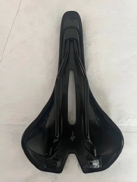 Sedlo Specialized Toupe Expert gel 155 mm