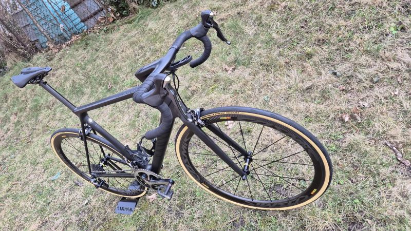 Canyon Ultimate CF SLX (L), DURA-ACE 2x11