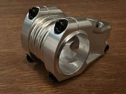 představec Deity Copperhead 42mm