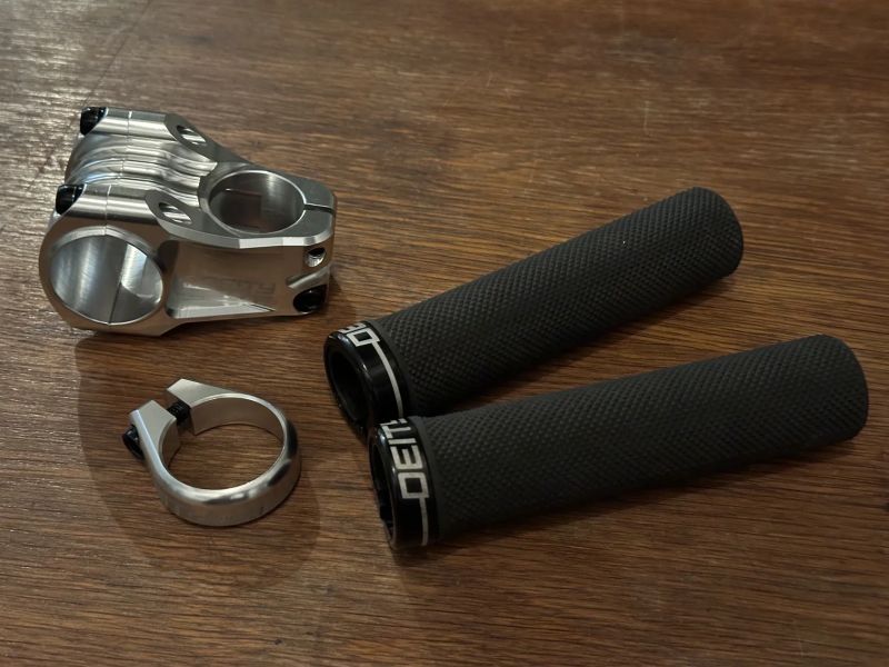 gripy DEITY gripy SUPRACUSH