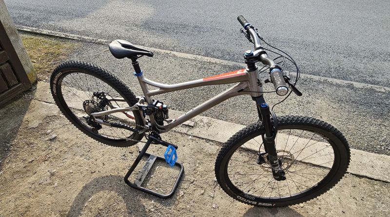 Banshee Bikes Phantom V3.0 L