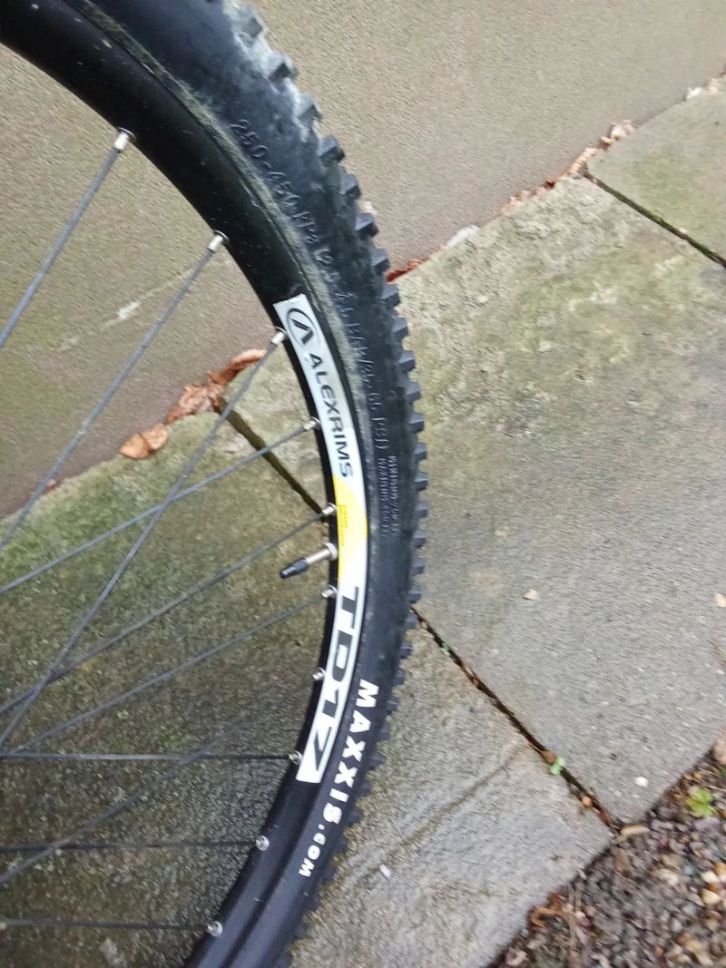 Karbonové horské kolo merida, vel 15 