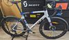 SCOTT Addict Gravel RC Carbon HMX 2025 Beluga Grey - rámová sada pro lehký závodní gravel - NOVÁ