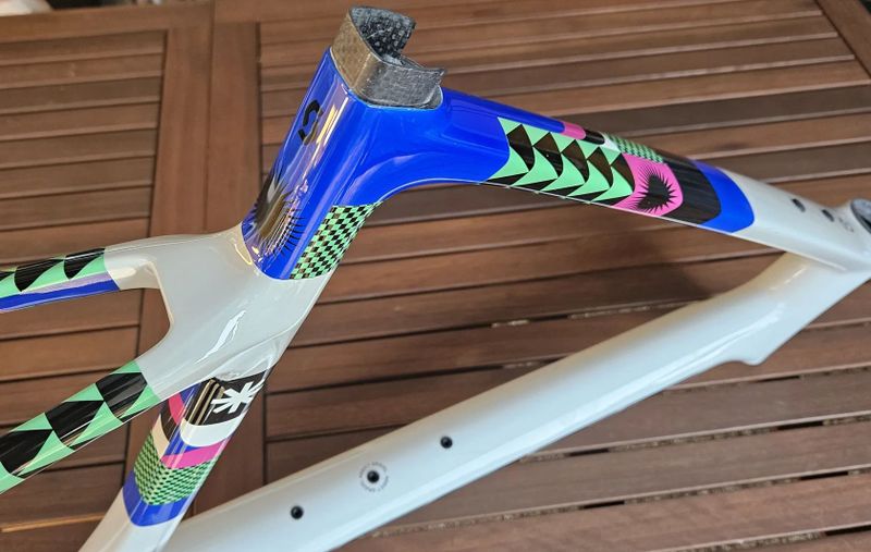 SCOTT Addict Gravel RC Carbon HMX 2025 Beluga Grey - rámová sada pro lehký závodní gravel - NOVÁ