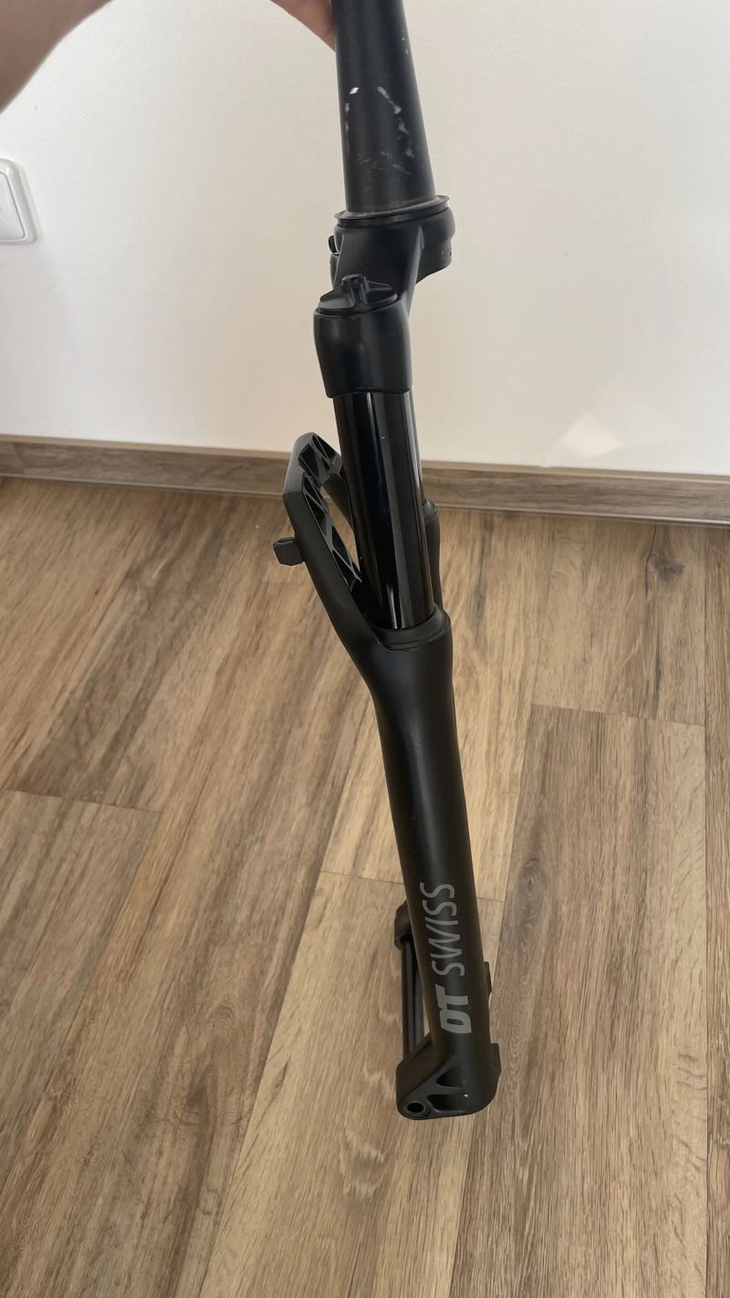 DT Swiss F232 One | Vidlice 100mm | BOOST 15x110