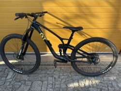 GT GT Sensor 29" Carbon ST Elite SST horské kolo