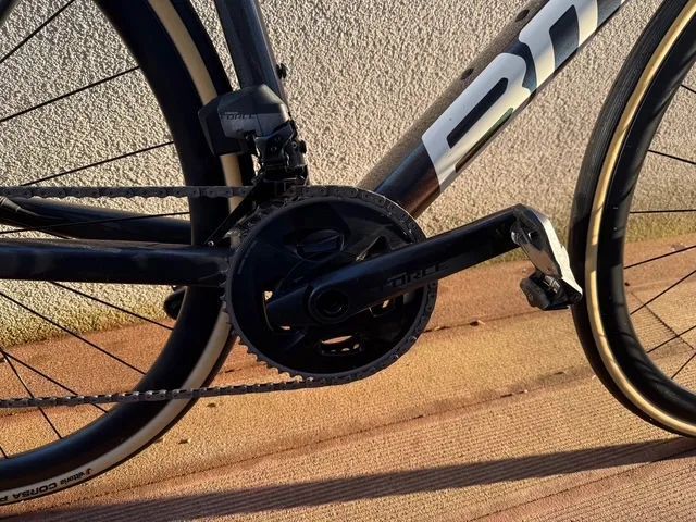 BMC Teammachine SLR One – velikost 54 – karbon / SRAM Force AXS / powermeter