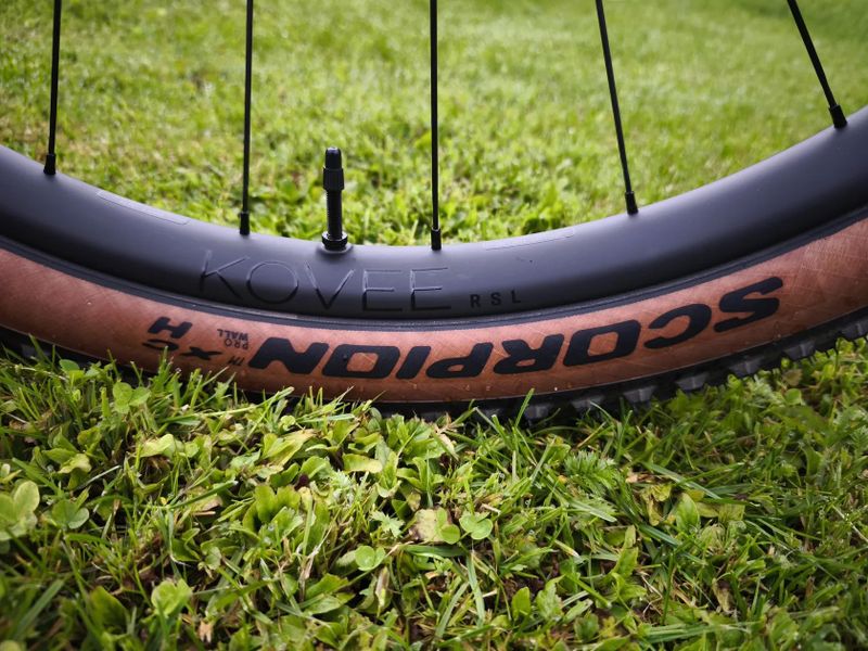 Trek Supercaliber SLR 9.9 XX Flight Attendant Gen 2