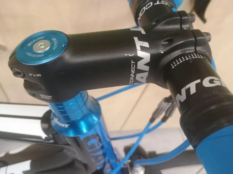 Silniční kolo Giant TCR ve výborném stavu, vel. S