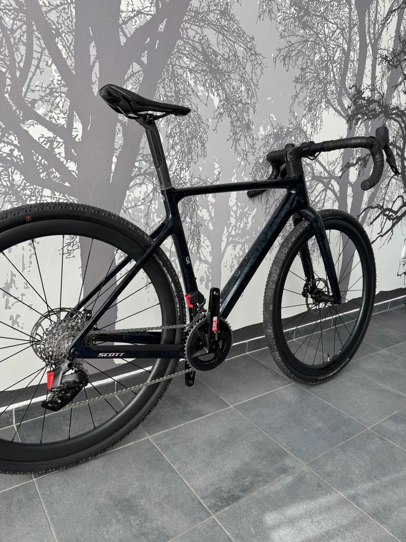 Scott Addict Gravel 20 AXS - NOVÉ