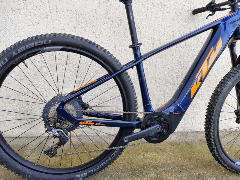 KTM Macina team 292