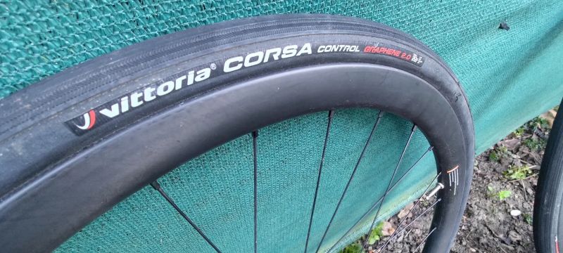 Karbonová silniční kola