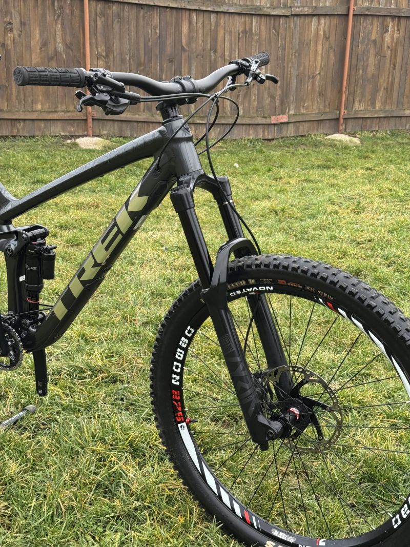Trek Remedy 8