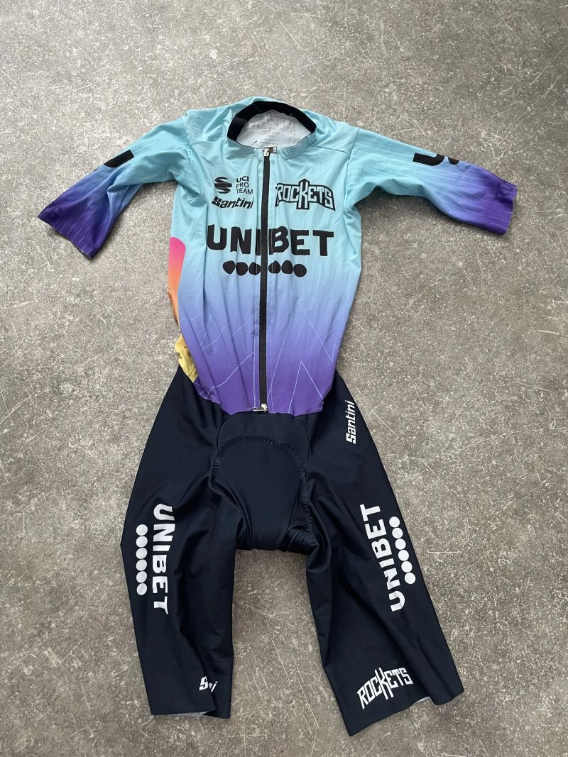 Santini kombinéza Unibet