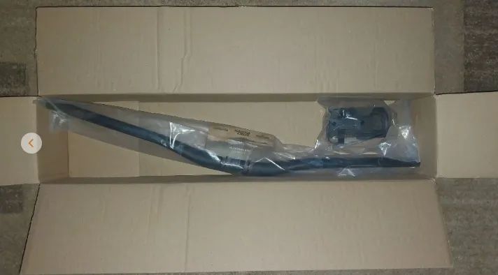 SÚRNE: Karbónové riadítka 2ks (+ iné karbón.diely)