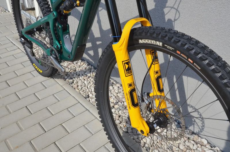 Yeti SB140 TURQ Emerald 2025 / Öhlins / Trickstuff / eeWings/ XTR Di 2/ 