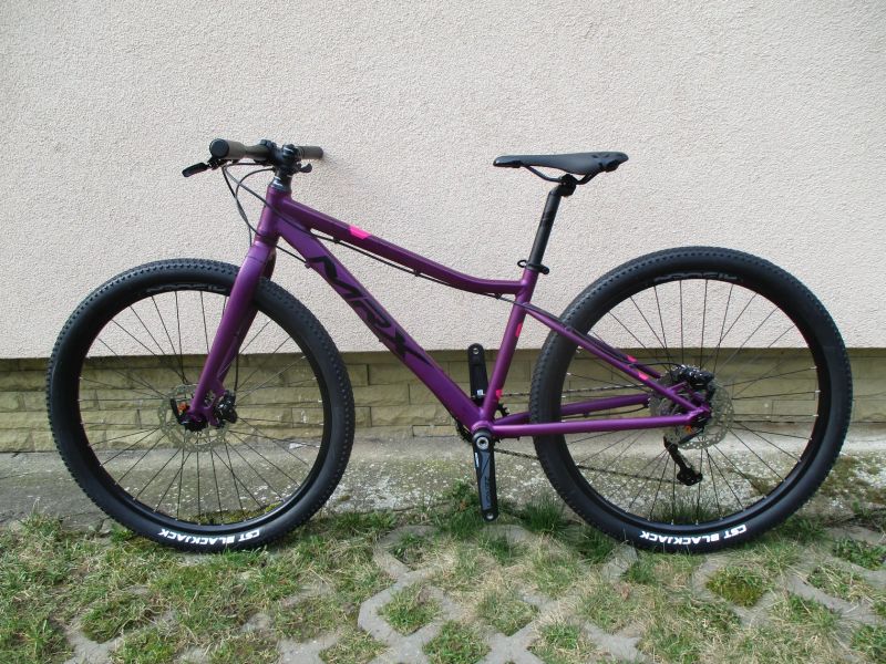 Nové 27,5" kolo MRX Barbus Face vel. 15", alu pevná vidlice, Deore 1x10,