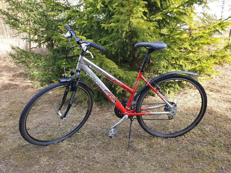 Dámské trekingové kolo Dema Lucca, levně