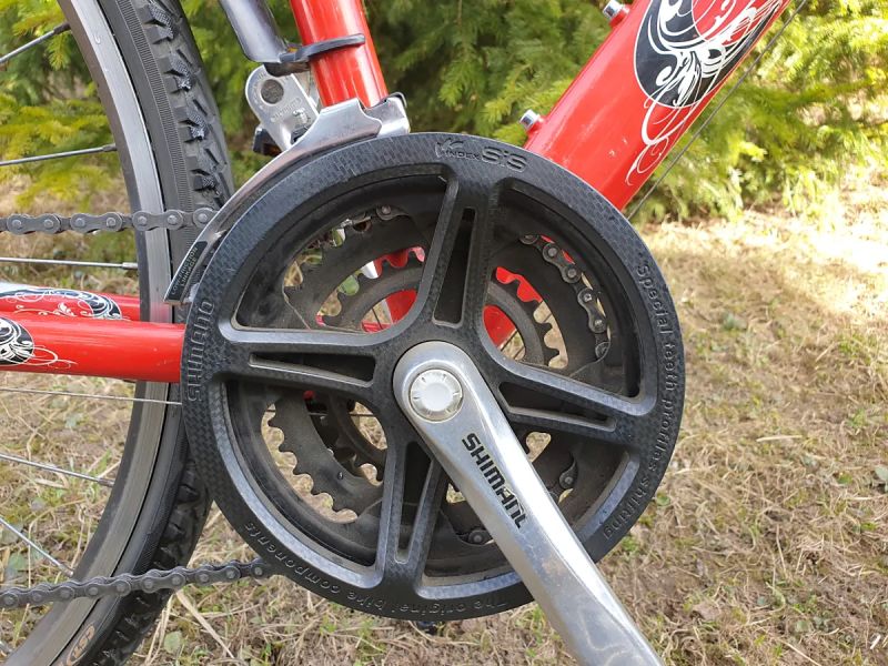 Dámské trekingové kolo Dema Lucca, levně