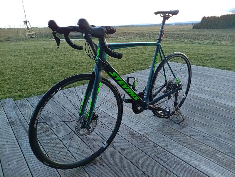 Stevens Izoard Disc 58 cm - kompletní výbava