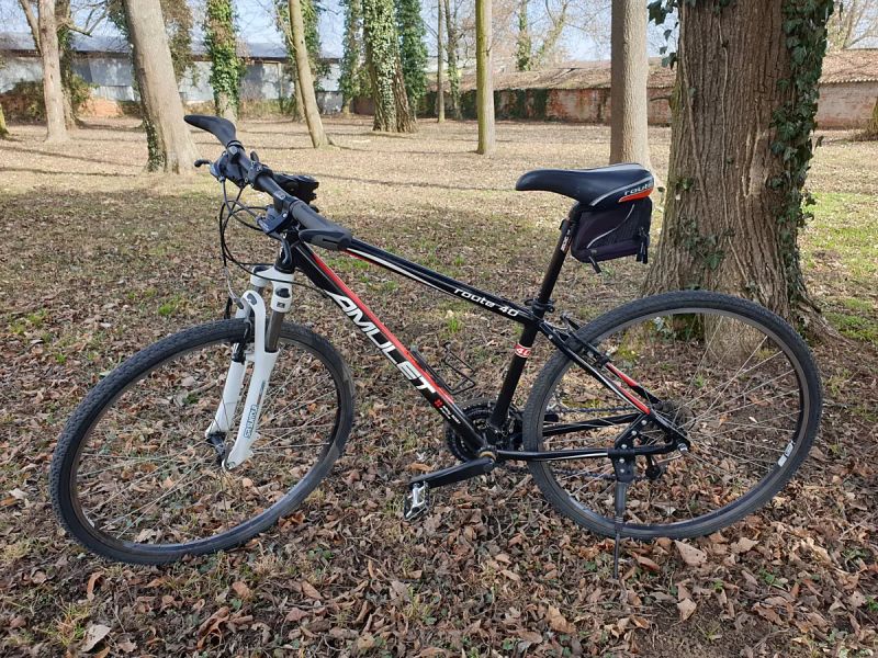 Trekingové kolo Amulet Route 40 na postavu 165-170cm