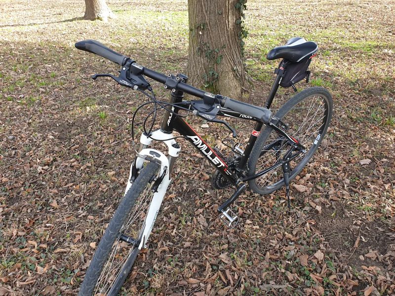 Trekingové kolo Amulet Route 40 na postavu 165-170cm