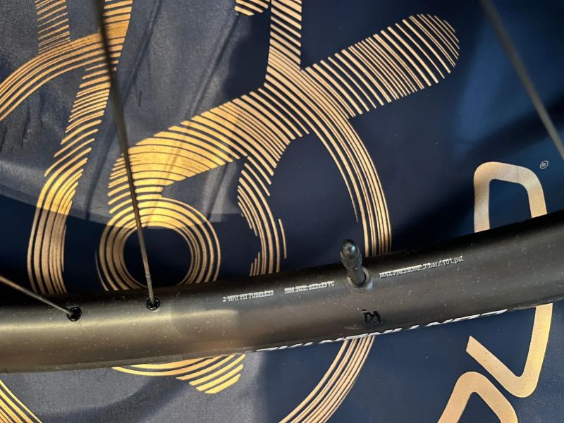 TOP! Campagnolo Bora Ultra WTO 45 C23 DB, Matte Black, N3W. Nejetá, nový model s 23mm vnitřní šířkou