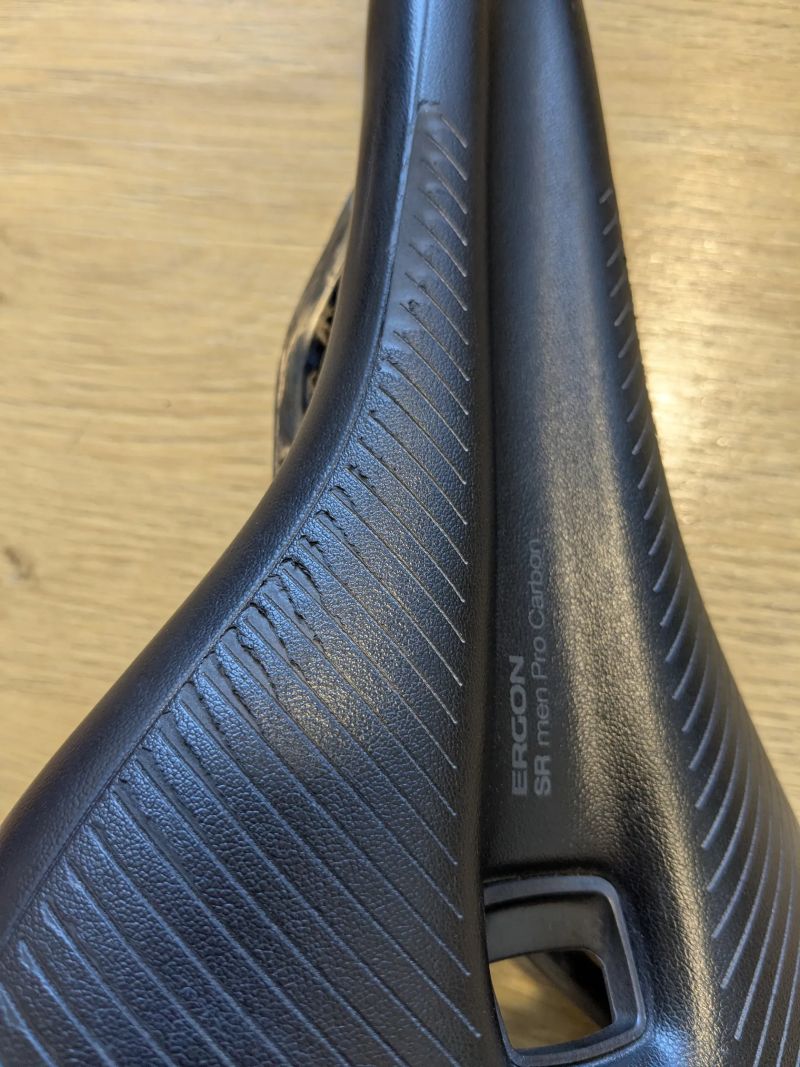 Sedlo Ergon SR Pro Carbon Men