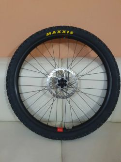 Prodám zapletená kola Reserve 30|HD AL, mullet (29"/27,5") sundaná z nového kola