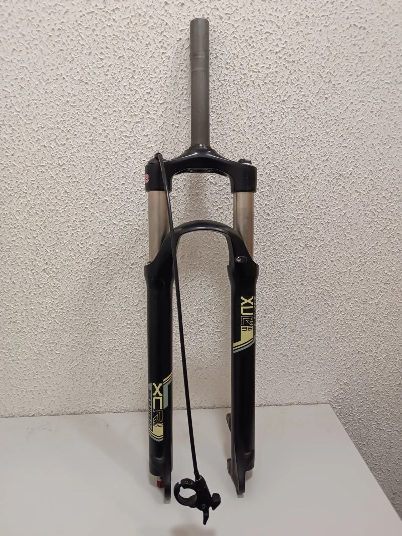SR Suntour XCR 32 air 100mm