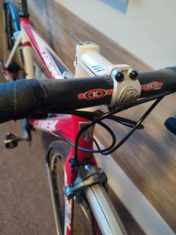 Trek pravidelný servis+náhradní kola