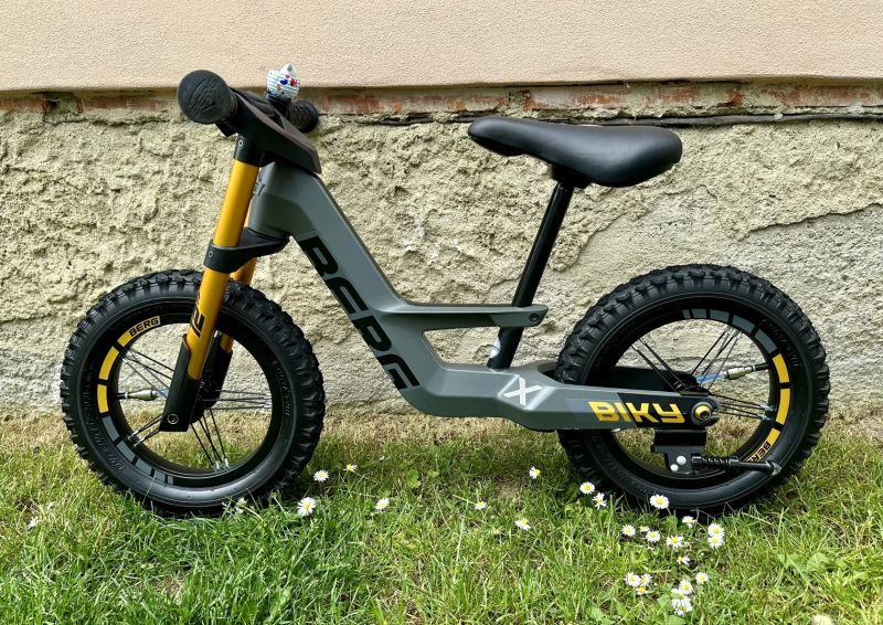 BERG BIKY CROSS GREY 12”