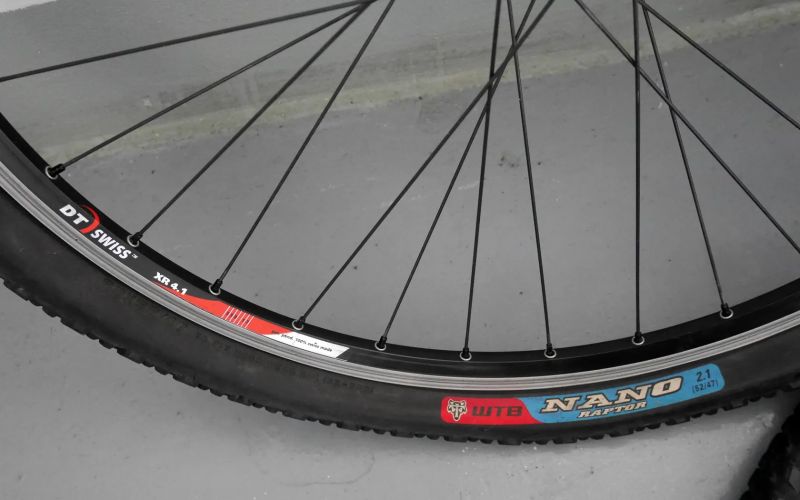 DT Swiss , Shimano XT 26kola