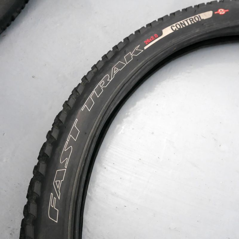 DT Swiss , Shimano XT 26kola