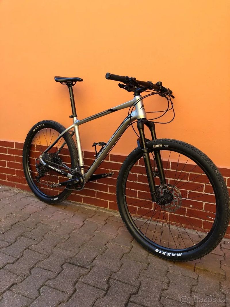 MERIDA Big.Nine XT2 29” XL (2021) – pěkný stav
