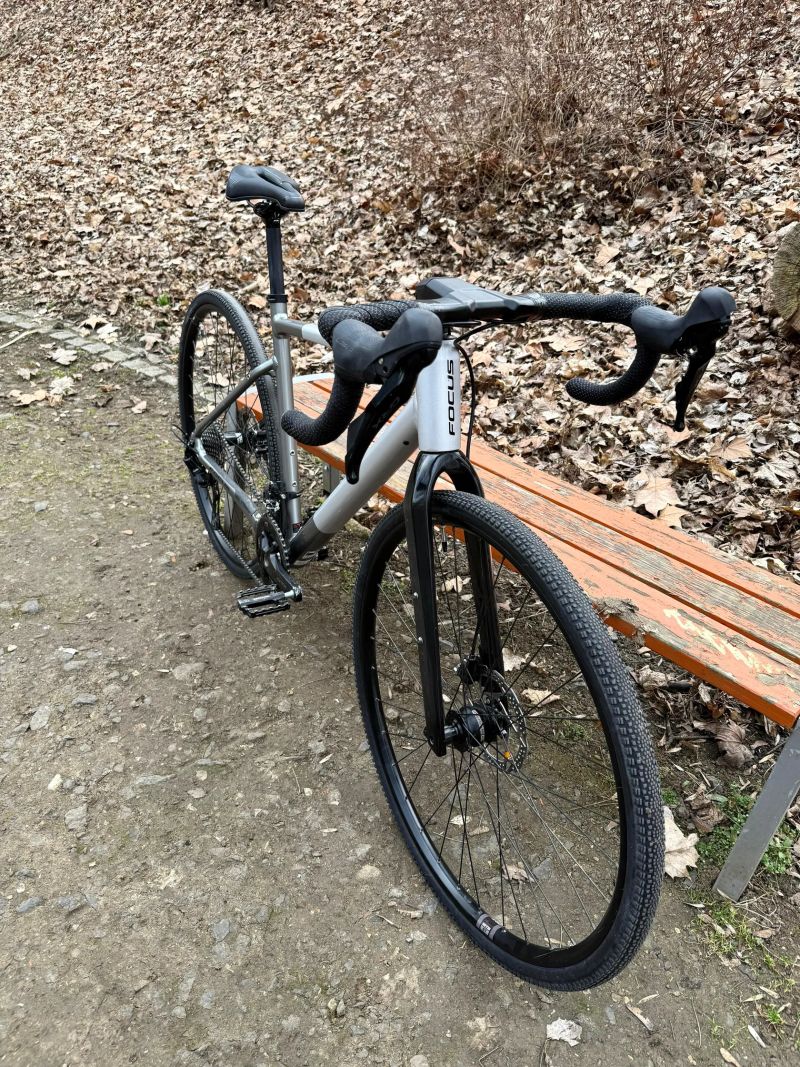  Gravel Focus Atlas ( GRX 2x10.. Vel.M ..cockpit ..