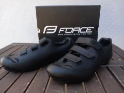 Silniční tretry Force