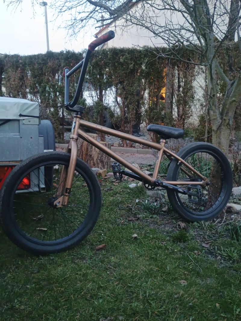 Mongoose Legion series L100 BMX__ sleva jistá